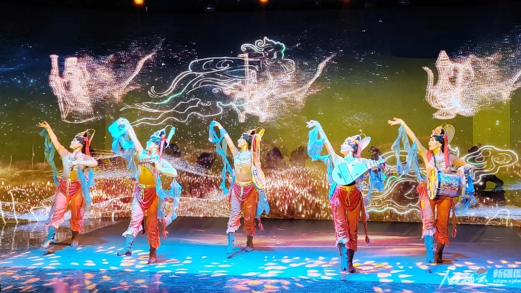 龜茲樂舞「跳」進(jìn)深圳！阿克蘇文旅推介會(huì)圈粉無數(shù) 市民喊出「冬季必打卡」