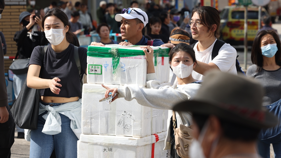 宏福苑大火 | 中國宏橋集團(tuán)捐贈(zèng)3000萬 支援香港大埔火災(zāi)救援工作