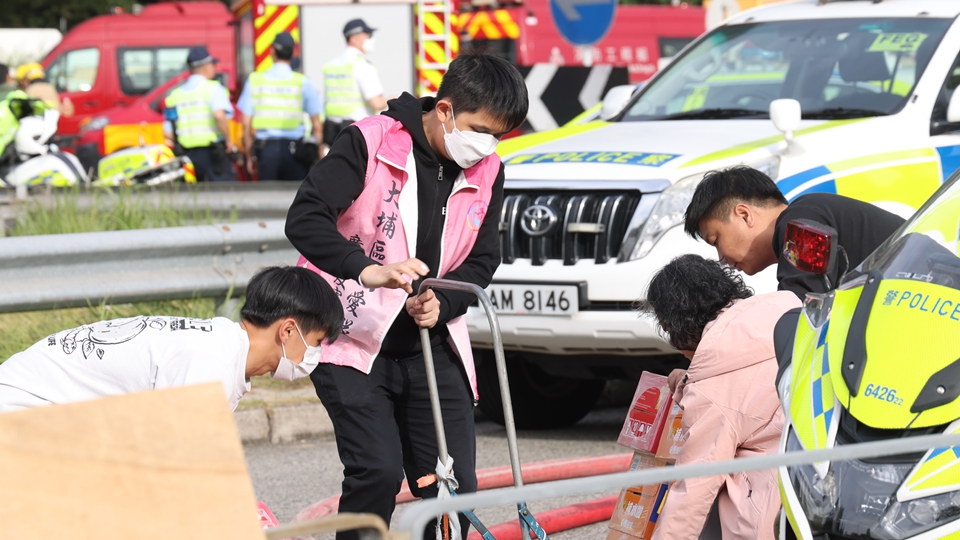 宏福苑大火｜中華慈善總會(huì)攜波司登緊急馳援香港火災(zāi)