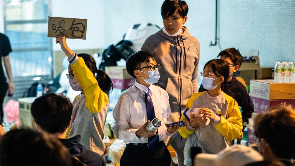 宏福苑大火 | 大灣區(qū)共同家園青年公益基金向?yàn)?zāi)情下青少年學(xué)生每人提供1000元應(yīng)急錢 