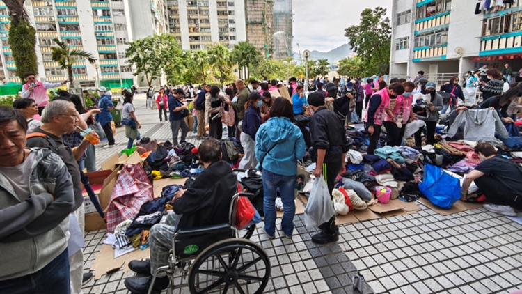 宏福苑大火 | UNIQLO香港向受影響居民援助禦寒外套等1萬件衣物