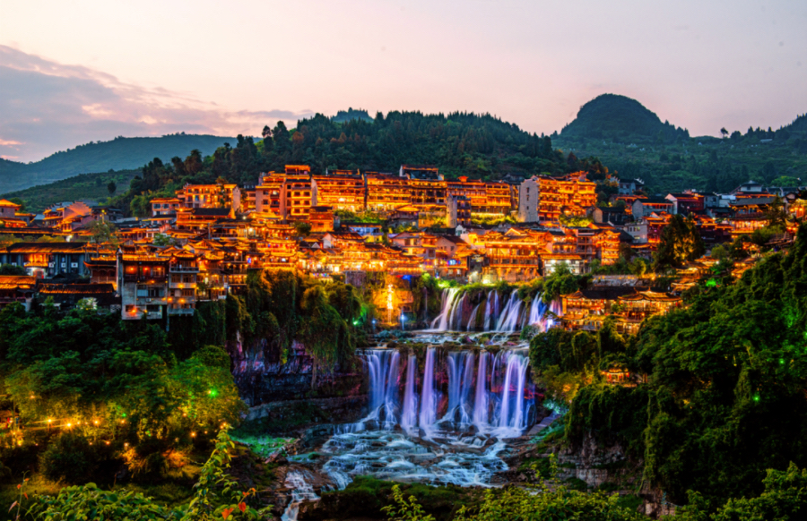 芙蓉鎮(zhèn)獲評(píng)文旅品牌出海百?gòu)?qiáng)案例