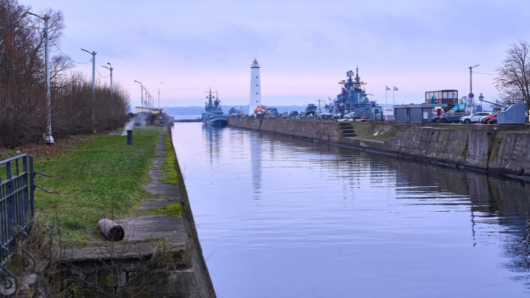 外交部回應(yīng)俄羅斯對(duì)中國公民實(shí)施免簽：中俄又一次雙向奔赴