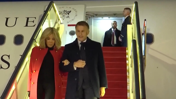 法國(guó)總統(tǒng)馬克龍任內(nèi)第四次訪(fǎng)華：堅(jiān)信攜手並進(jìn)定能有所作為