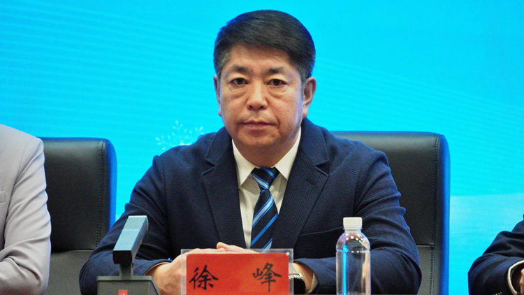 約會(huì)哈爾濱 冰雪暖世界｜哈鐵推出冰雪季客運(yùn)組合拳 助力「文旅」升溫