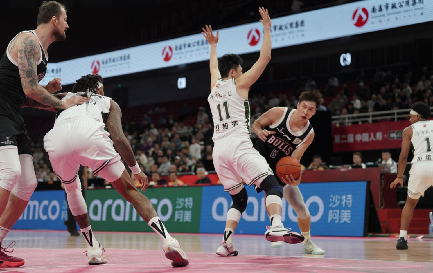 91:78逆轉(zhuǎn)南京天之藍(lán)  香港金牛勇奪CBA級別首勝