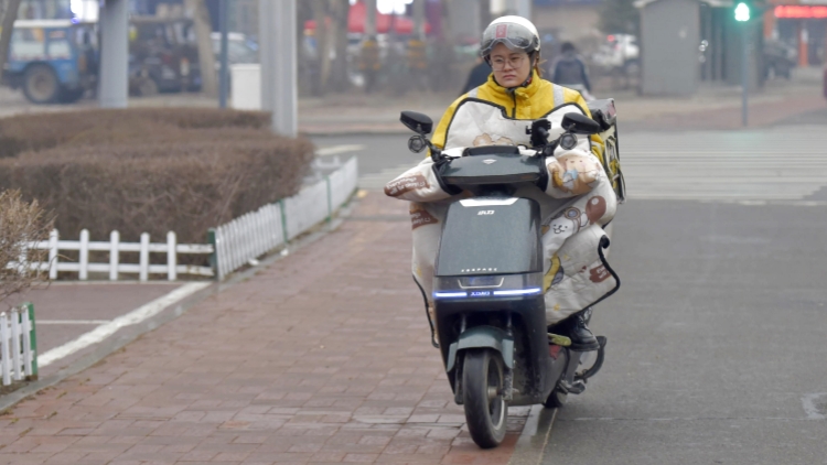 國(guó)家稅務(wù)總局：嚴(yán)禁平臺(tái)企業(yè)向各類「小哥」增加負(fù)擔(dān)