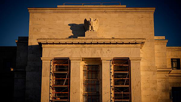 美聯(lián)儲(chǔ)今年第三次降息25個(gè)基點(diǎn) 特朗普：幅度可以更大