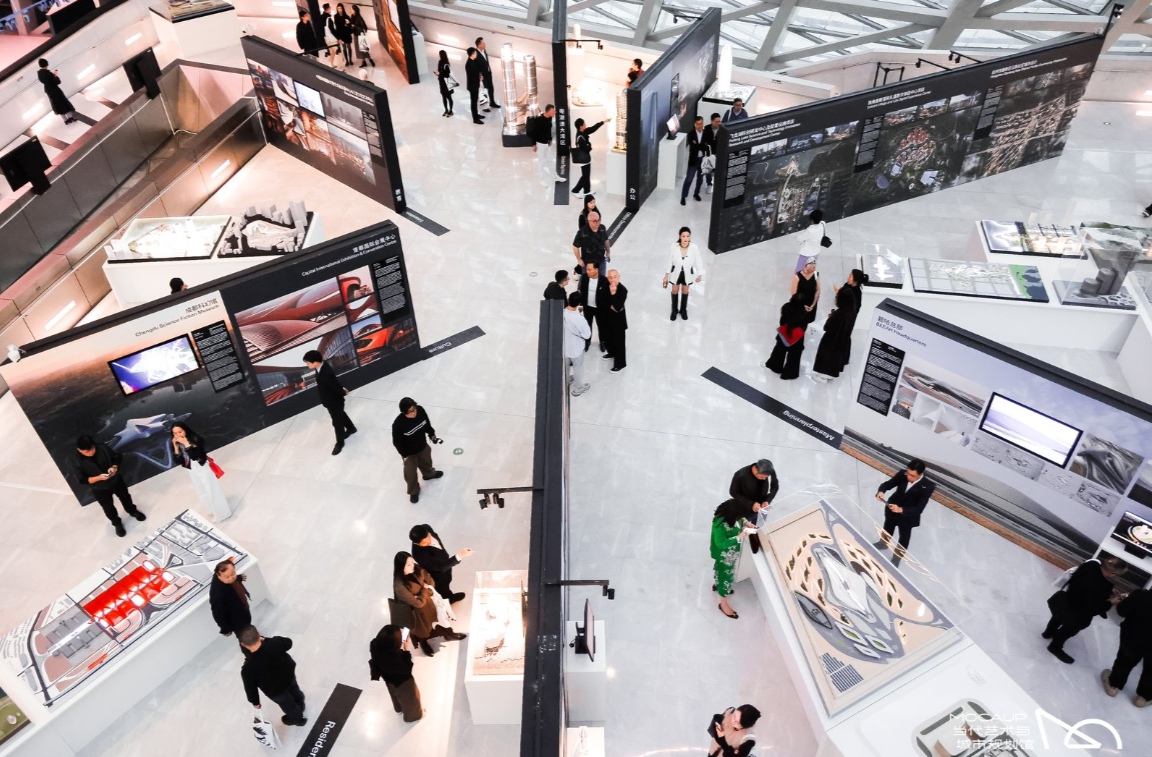 「扎哈·哈迪德建築事務(wù)所設(shè)計(jì)展」深圳展至2026年4月10日