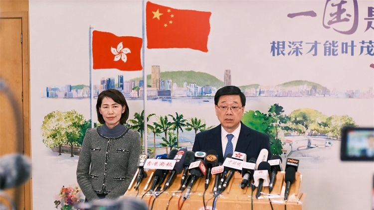 【來論】堅守「一國」之本 善創(chuàng)「兩制」之利——李家超述職彰顯香港由治及興新征程