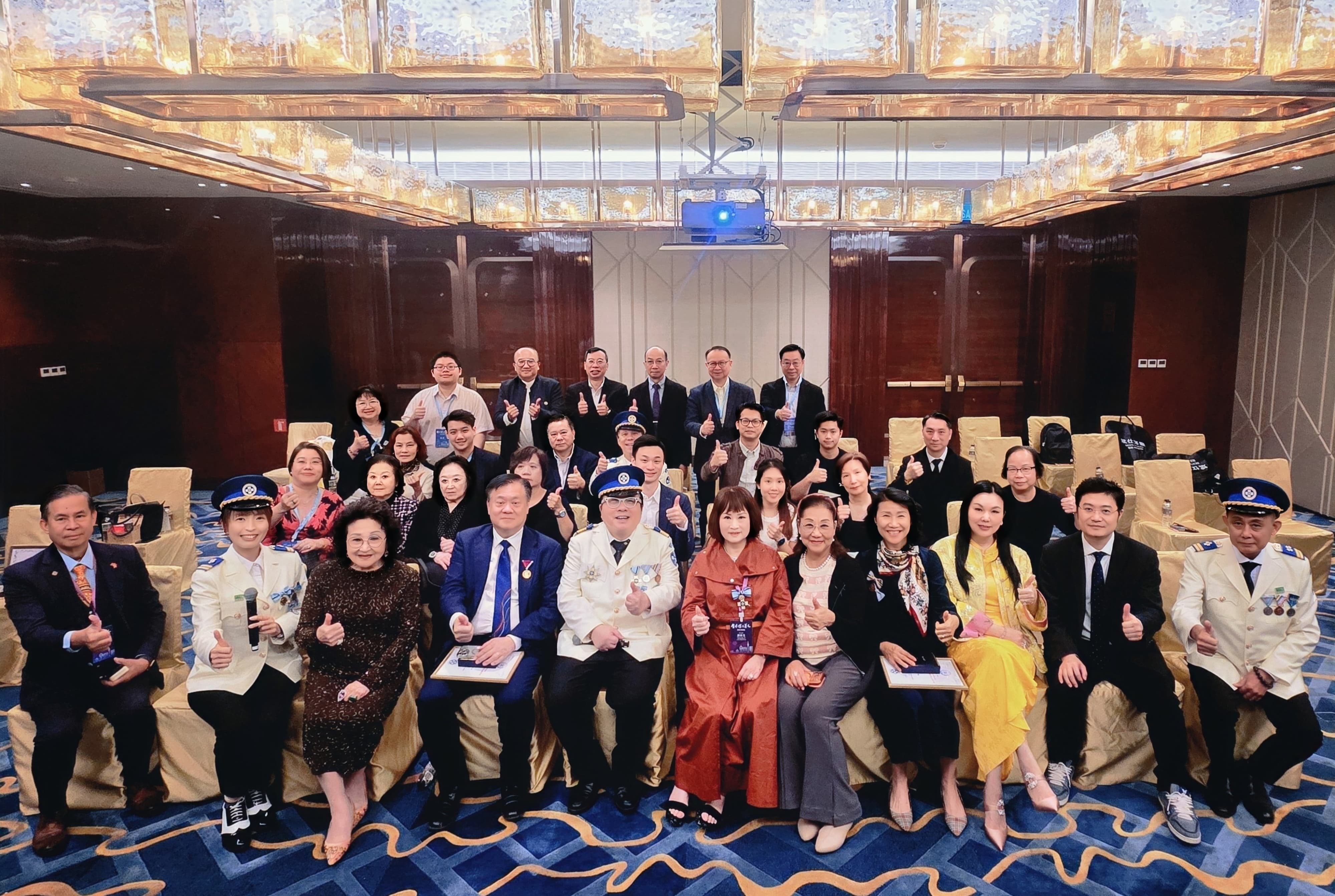   美洲大學(xué)世界校友聯(lián)盟(博士會(huì))暨奧地利史懷哲舉行慶祝會(huì)