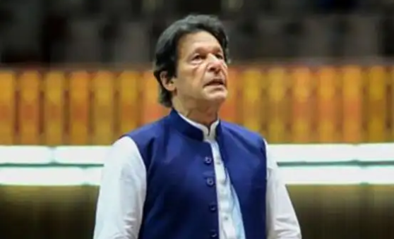 巴基斯坦前總理伊姆蘭·汗及其妻子被判17年監(jiān)禁