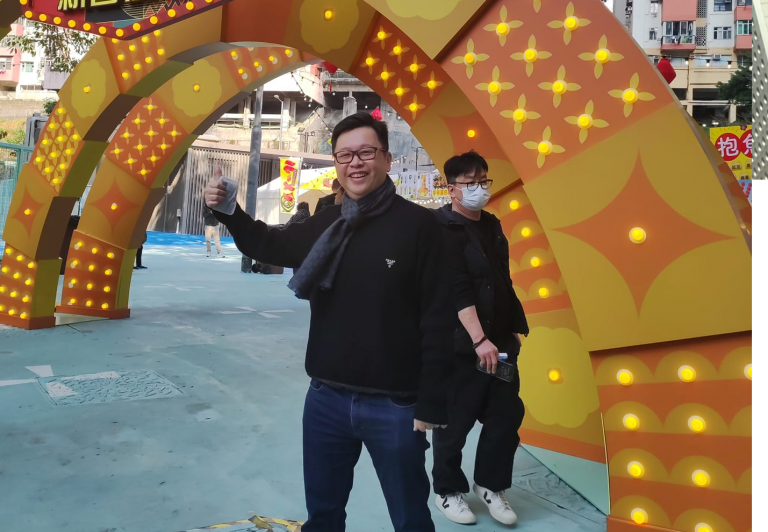 吳承華議員大讚內(nèi)地執(zhí)法部門快速高效、文明規(guī)範(fàn)，中港兩邊合作令市民過關(guān)非常暢順。