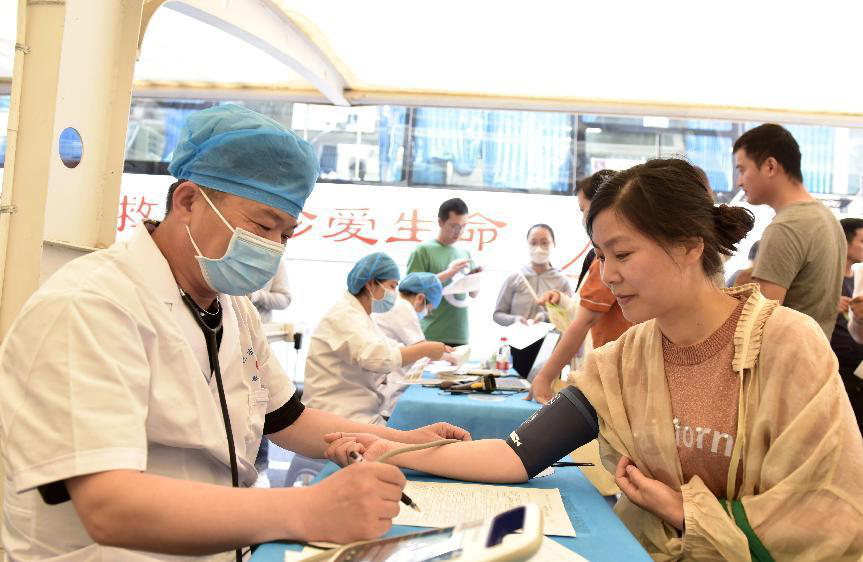 2.安徽巢湖：匯聚青春正能量 無(wú)償獻(xiàn)血傳愛(ài)心.png