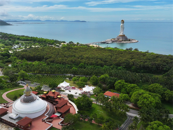 圖3  6月18日，第三屆三亞南山非遺節(jié)閉幕。圖為三亞南山國(guó)際非遺中心.jpg