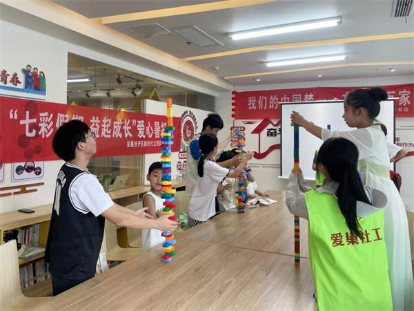 3.安徽巢湖經開區(qū)愛心暑托班暖心上線 (1).jpg