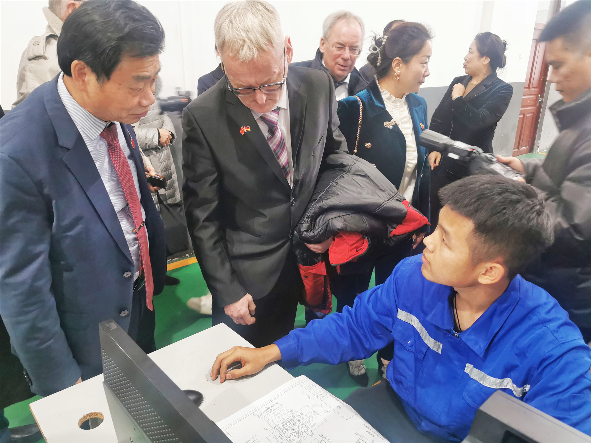 2 - 復(fù)件(1).jpg