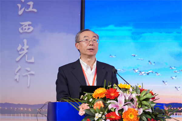 圖三 中國研促會(huì)副會(huì)長(zhǎng)兼秘書長(zhǎng)劉青松致辭(1)(1).jpg