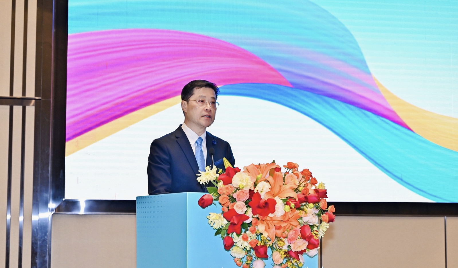 圖二:香港特別行政區(qū)政府駐廣西聯(lián)絡(luò)處主任王卓然致辭 (主辦方供圖).jpg