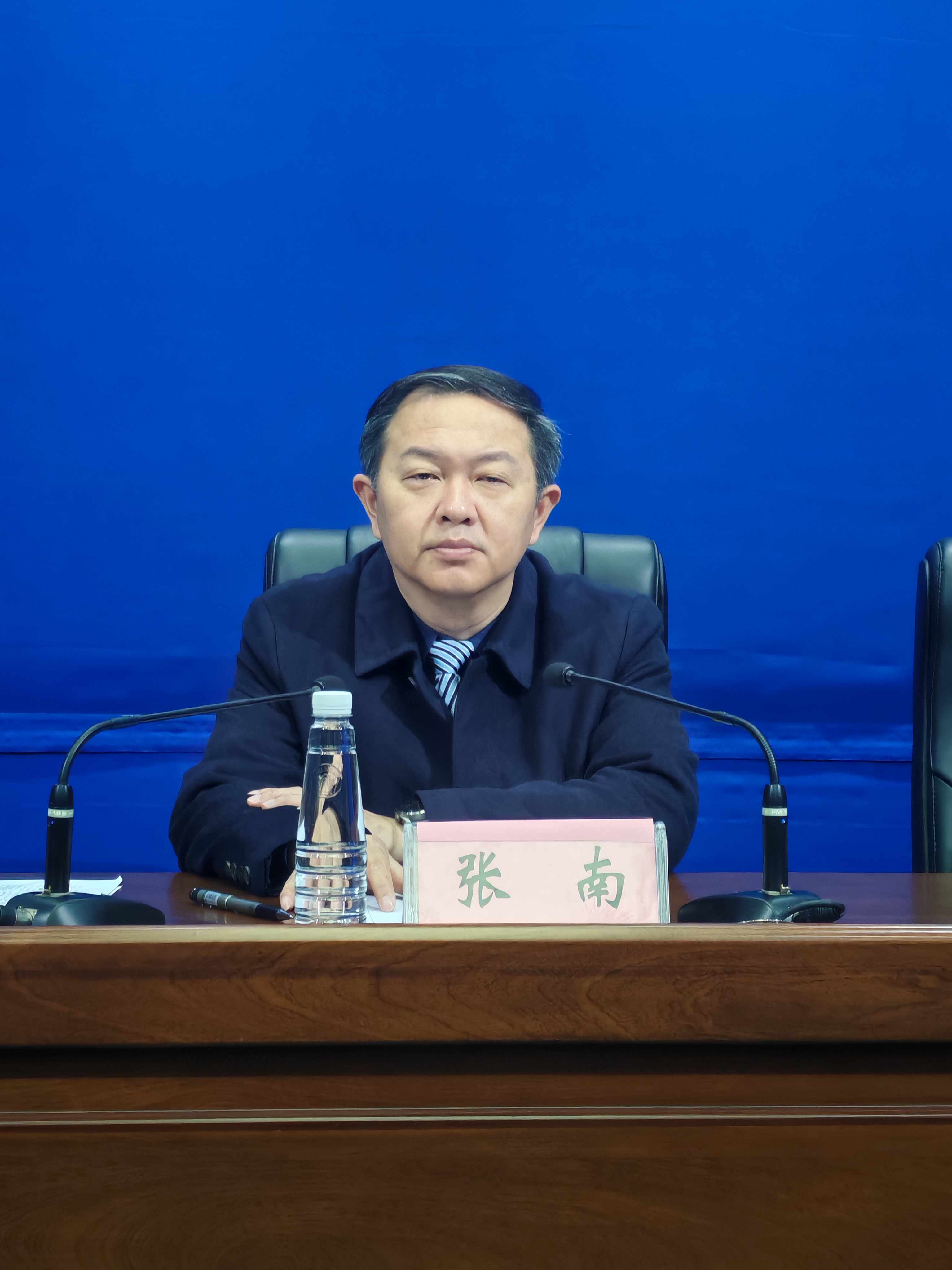 圖二 九江市生態(tài)環(huán)境局黨委書記、局長張南發(fā)布相關(guān)情況.jpg