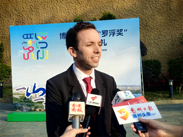 6、惠州高比烘焙設(shè)備有限公司總經(jīng)理高小龍 - 復(fù)件(1).jpg