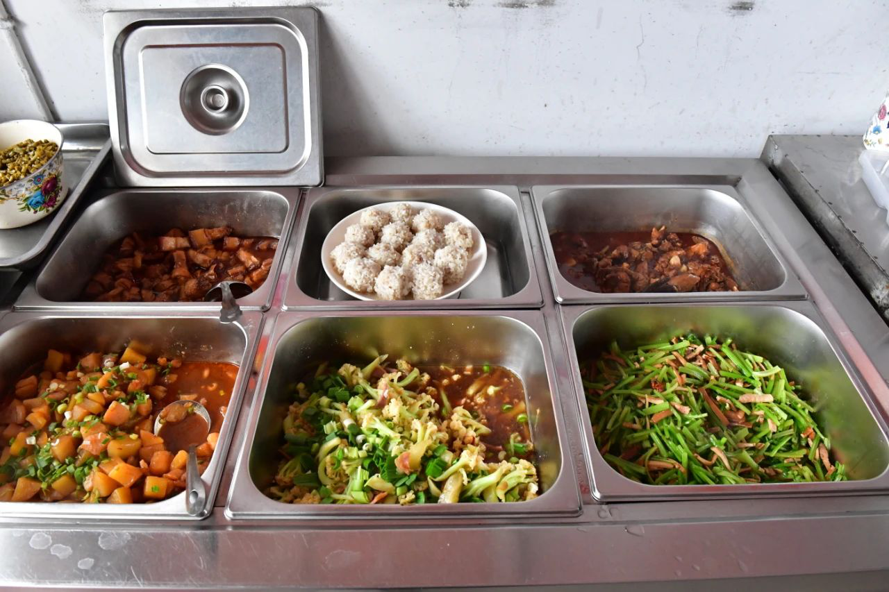 2.安徽巢湖：免費(fèi)送餐 打通服務(wù)特殊老年群體「最後一米」.png