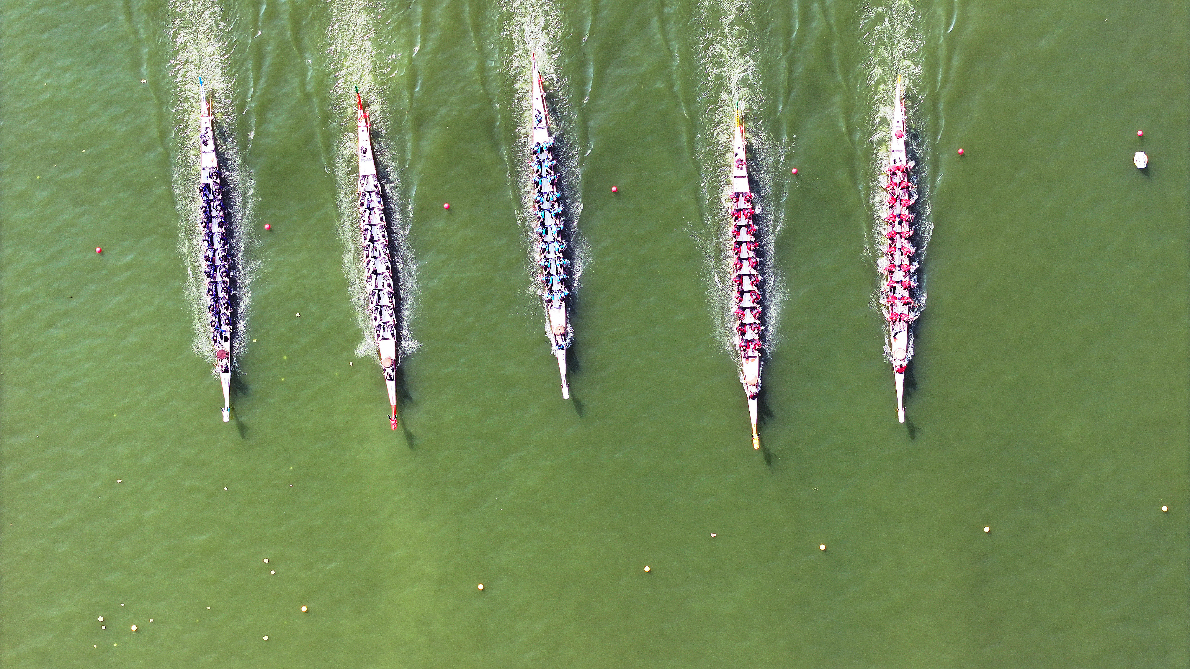 圖二 500米直道賽競技之美（宋小勇 攝）.jpg