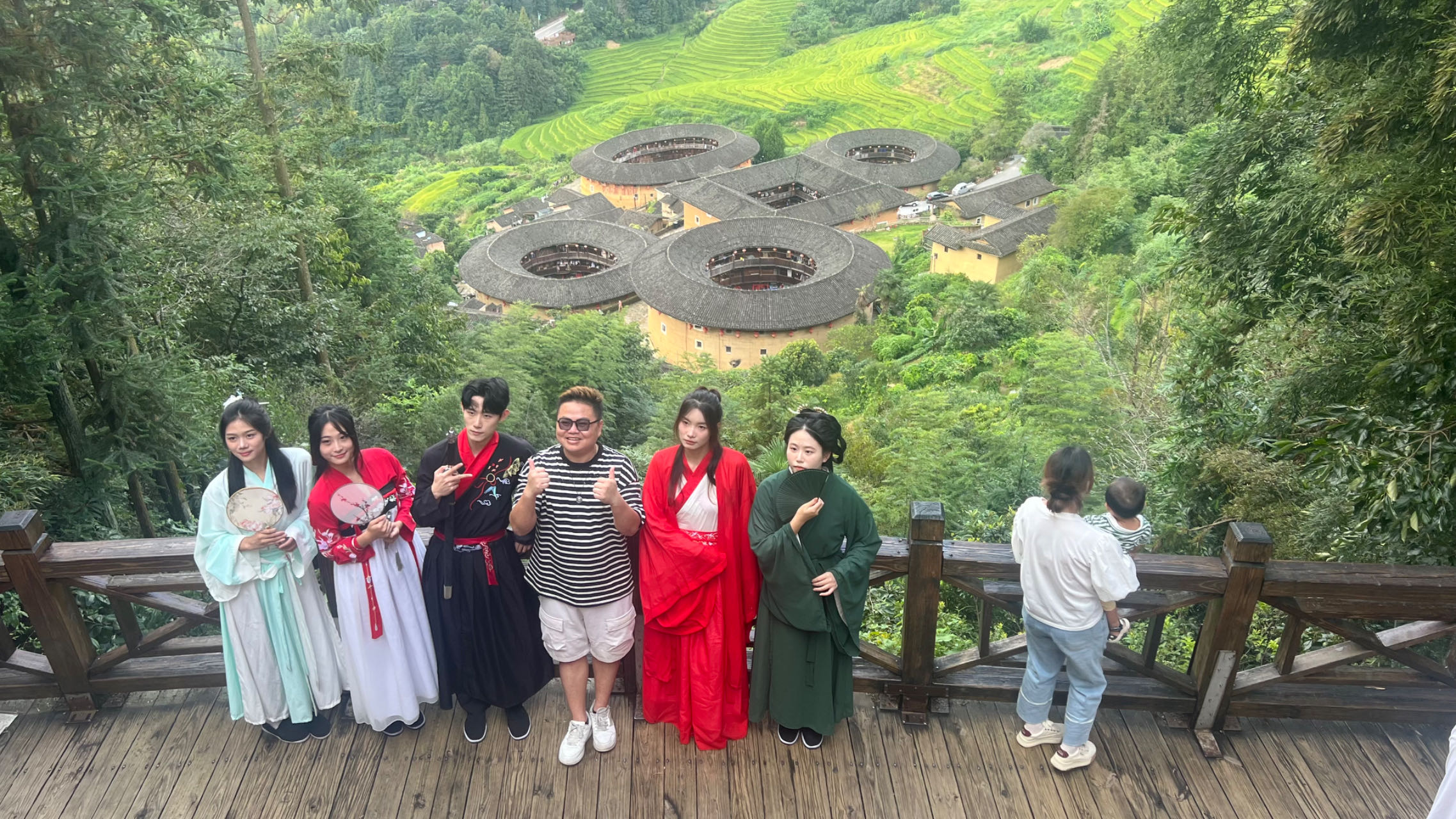 圖4 田螺坑土樓群.jpeg