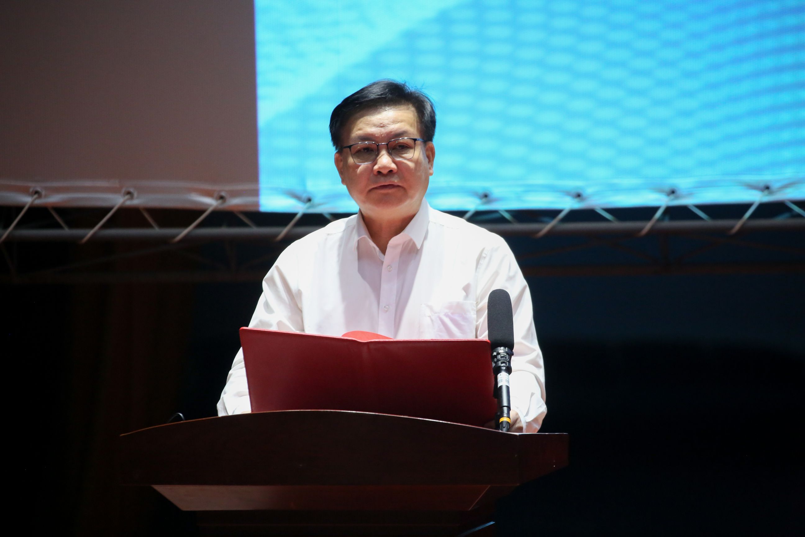 2.黃日波致辭。（南寧職業(yè)技術(shù)大學(xué) 供圖）.jpg