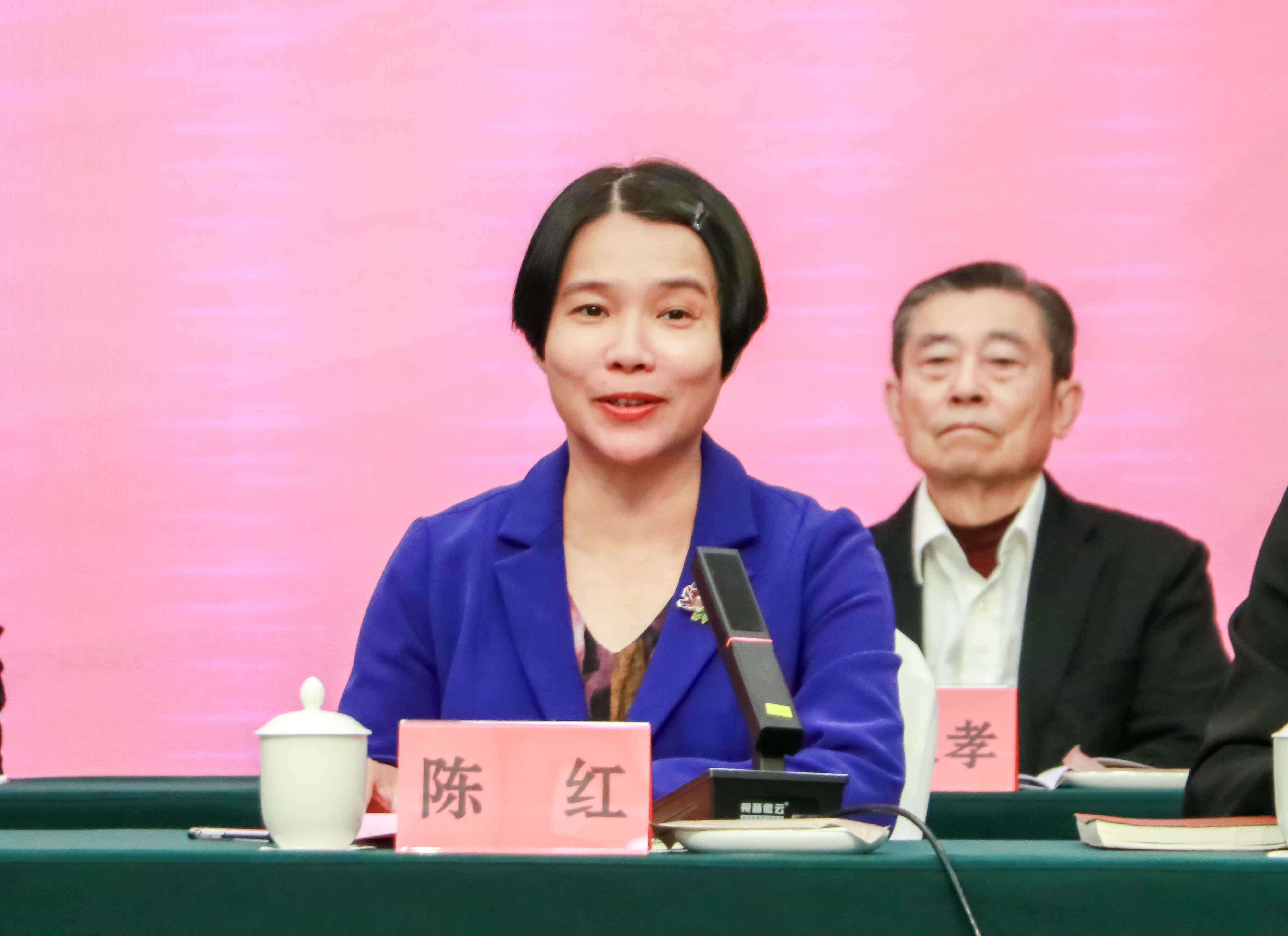 圖2 漳州市僑聯(lián)黨組書記、主席陳紅發(fā)言.jpg