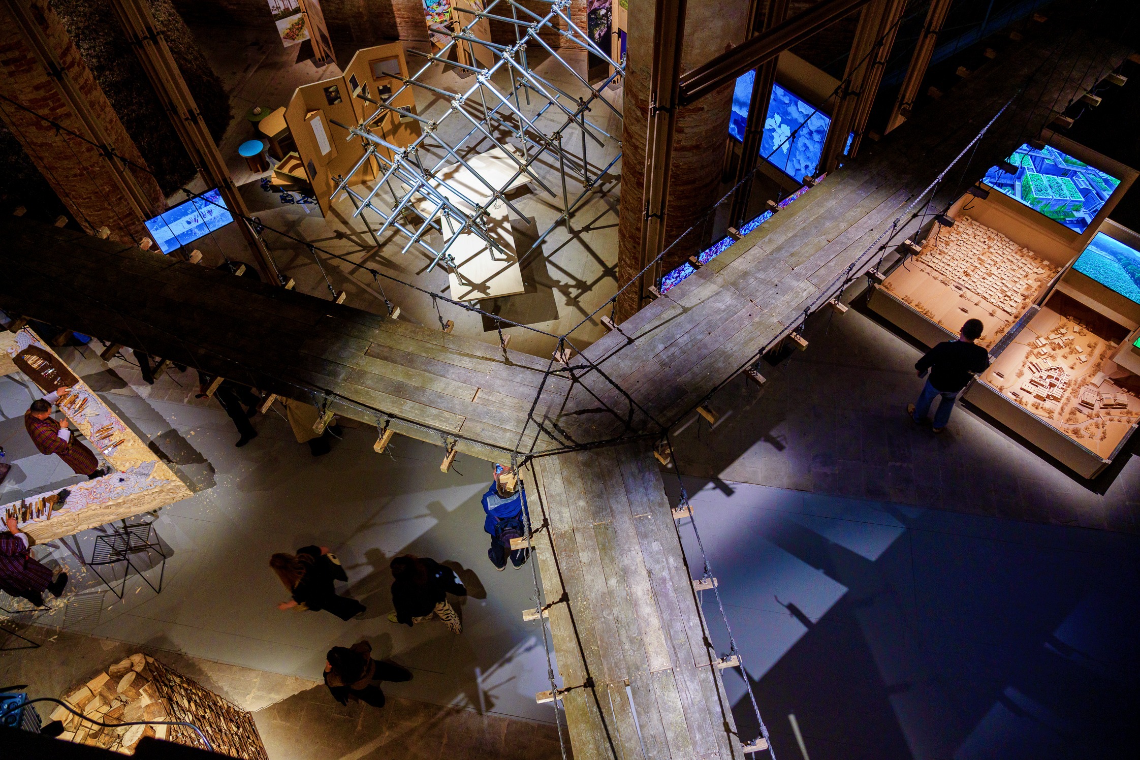 3、威尼斯國際建築雙年展官方現(xiàn)場圖：AVZ Photo by Andrea Avezzù_Courtesy La Biennale di Venezia-2501.jpg