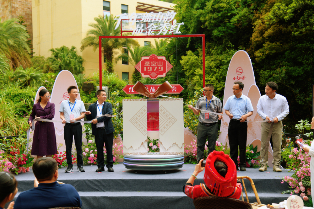 2、新品發(fā)布儀式現(xiàn)場（王揚(yáng) 攝）.jpg