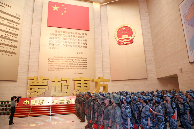 參觀駐香港部隊展覽中心 (2).JPG