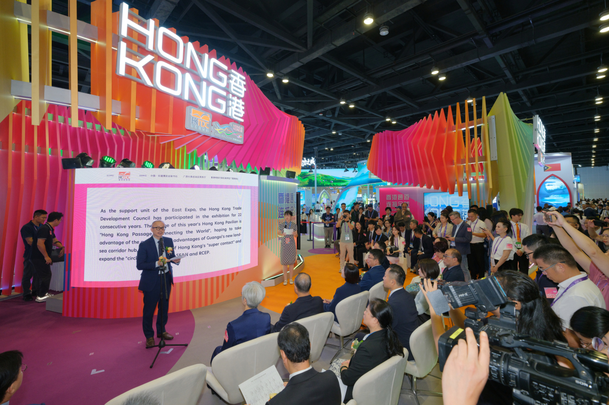 2、香港—廣西—RCEP交流會(huì)現(xiàn)場(chǎng)，香港貿(mào)發(fā)局華南首席代表黃天偉致辭（主辦方供圖）.jpg