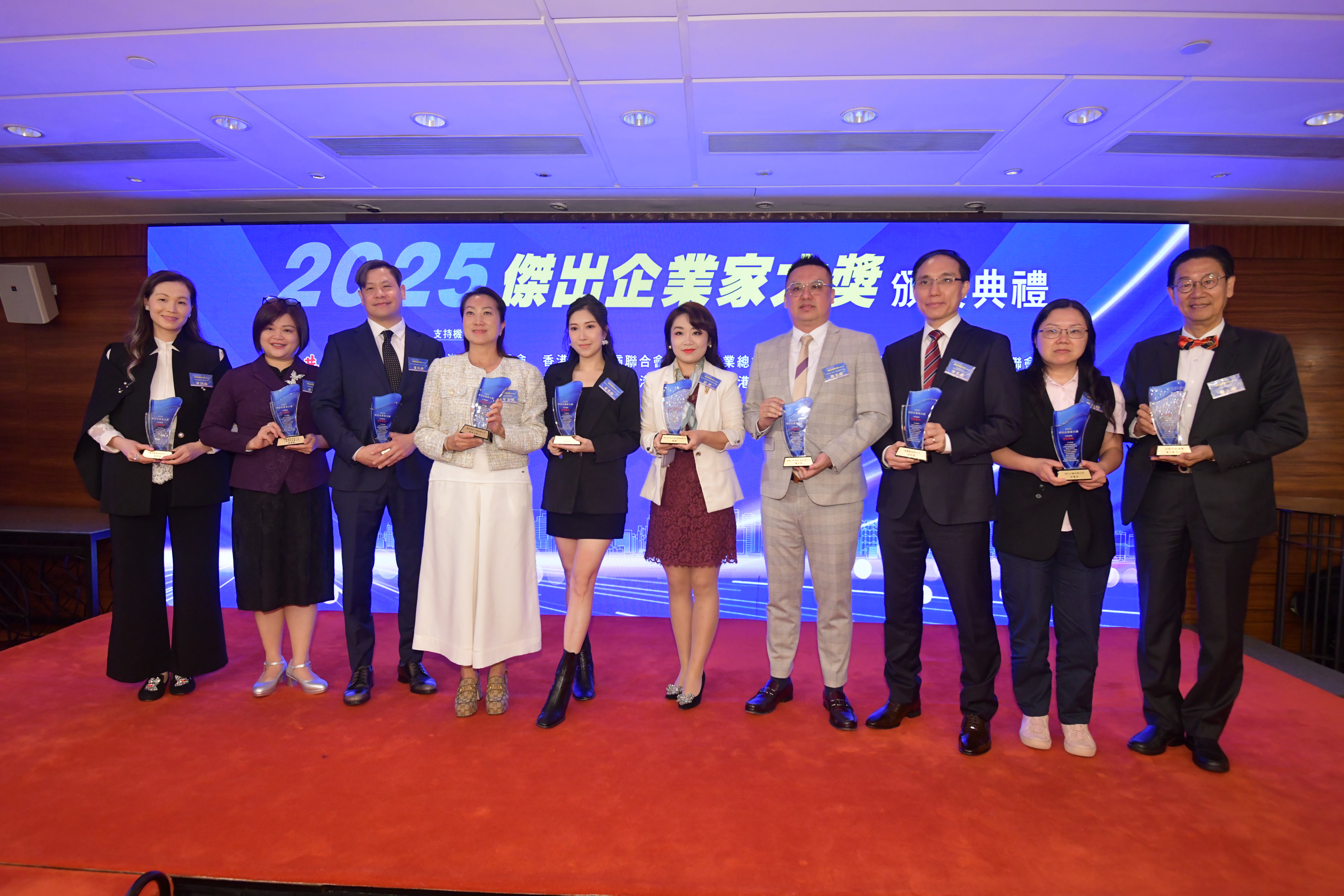 獲獎?wù)吆险?JPG