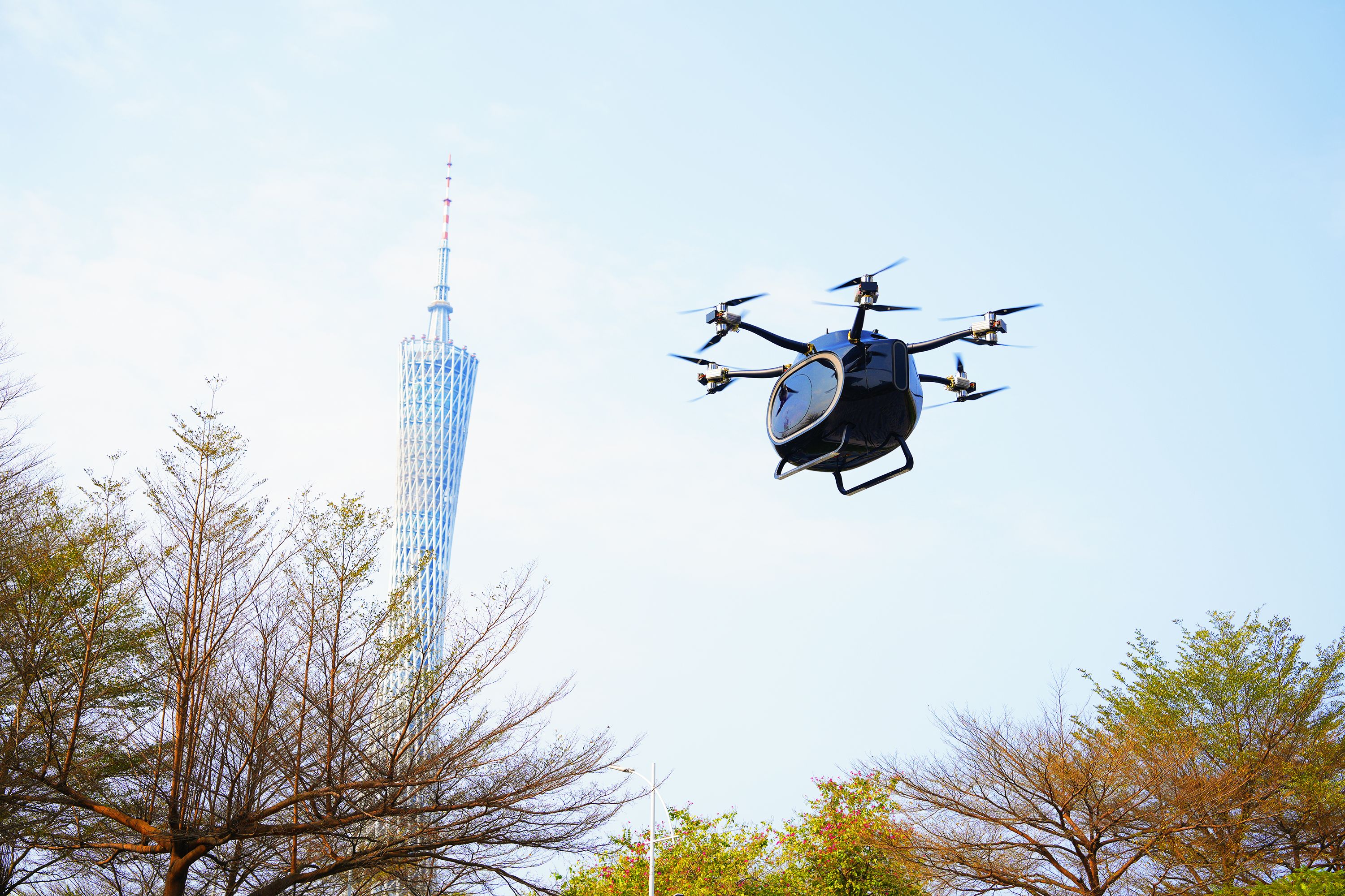 4、2024年3月GOVY AirCar在廣州CBD上空完成城市場(chǎng)景首飛.jpg