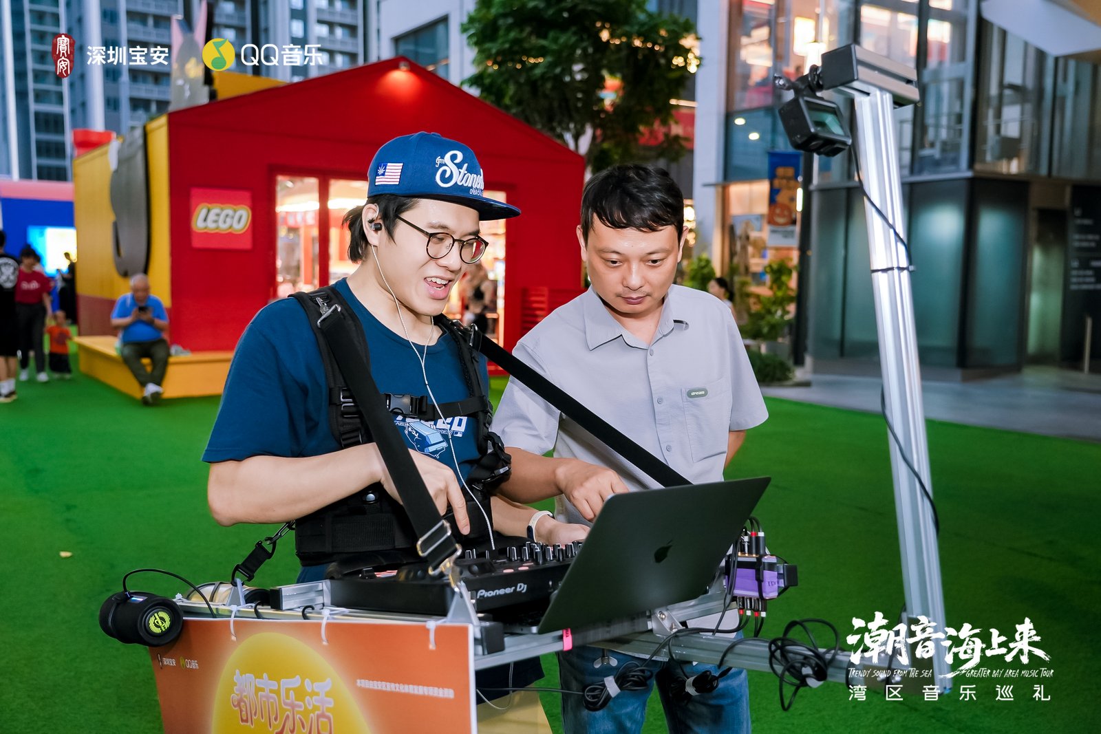 2_1600_3000_gif (1).jpeg