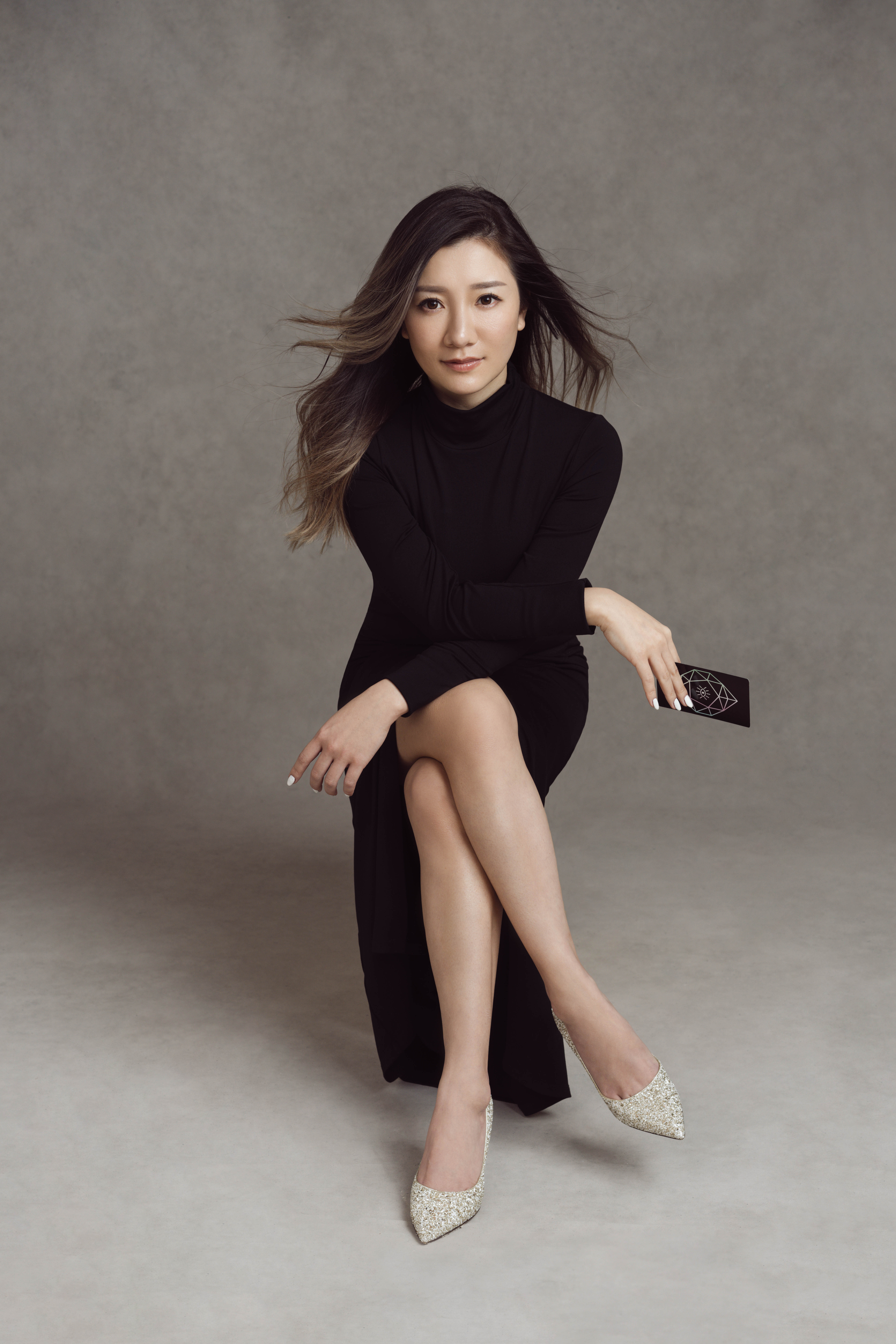 (大相) 在陳蔚菁努力下，療癒經(jīng)濟已不再是小眾選擇，而是一種普世生活哲學(xué)，讓每個人都能在快節(jié)奏的生活中，找到屬於自己的心靈避風(fēng)港。.jpg